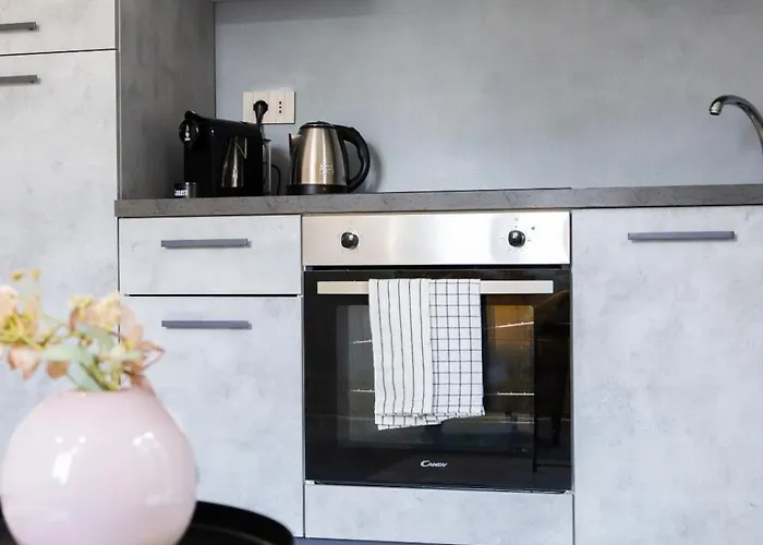 Volpe With Private Terrace * Sorico